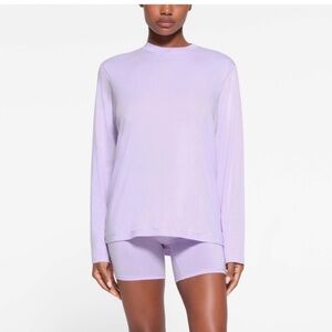 SKIMS NWOT Lavender Long Sleeve Crewneck Top